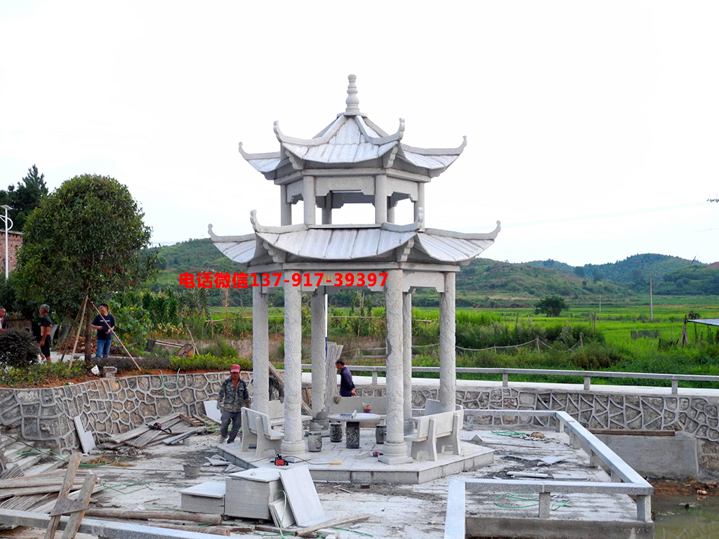 基地資料記錄與分析設計師必須親臨現場，對現場的感性認識